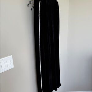 NWT Chico’s Traveler’s Black Wide Leg Rhinestone Pants